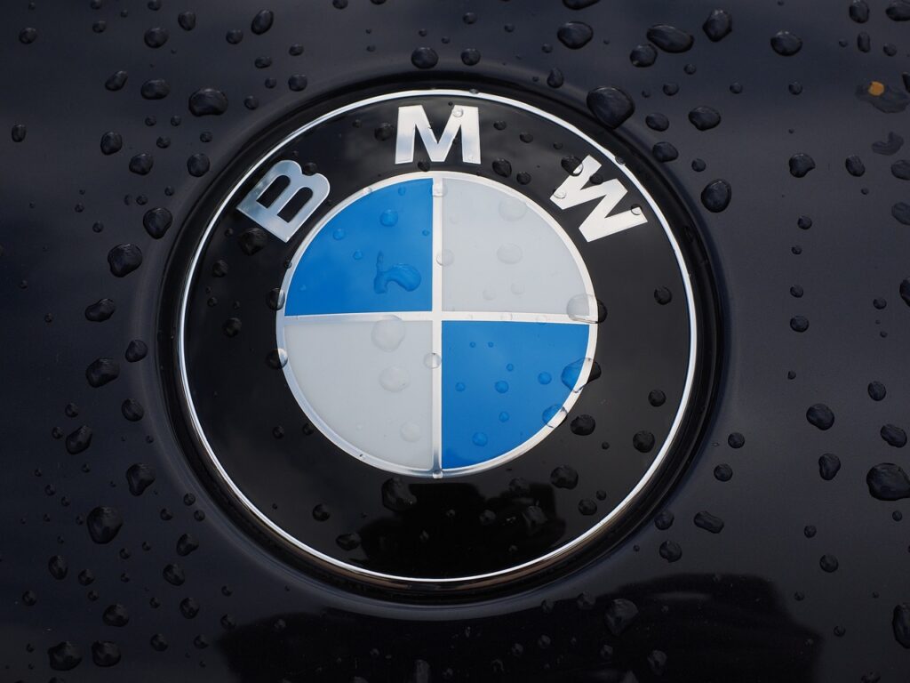 bmw-4753868_1280
